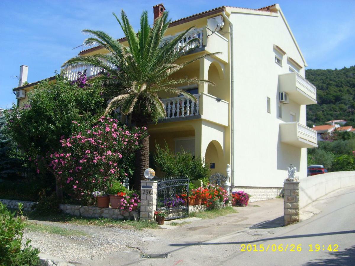 Apartments Bosiljka Rab Town Buitenkant foto
